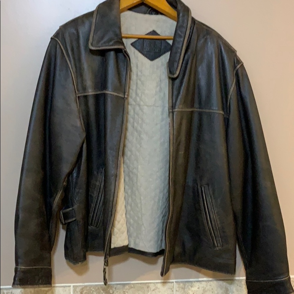 XL Leather Bomber Jacket